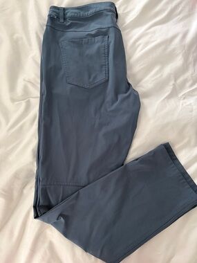 Men’s Lululemon ABC pants in slate blue
EUC
36x32